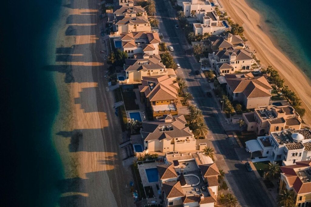 Buy property in Dubai luxury beachfront villas with direct sea access and premium lifestyle