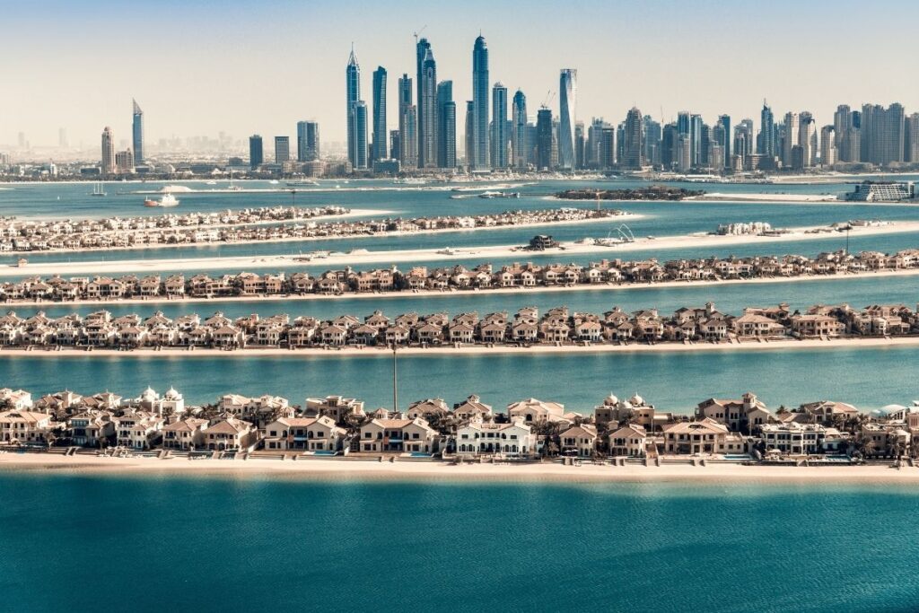 Buy house in Dubai Palm Jumeirah luxury homes with skyline and sea view